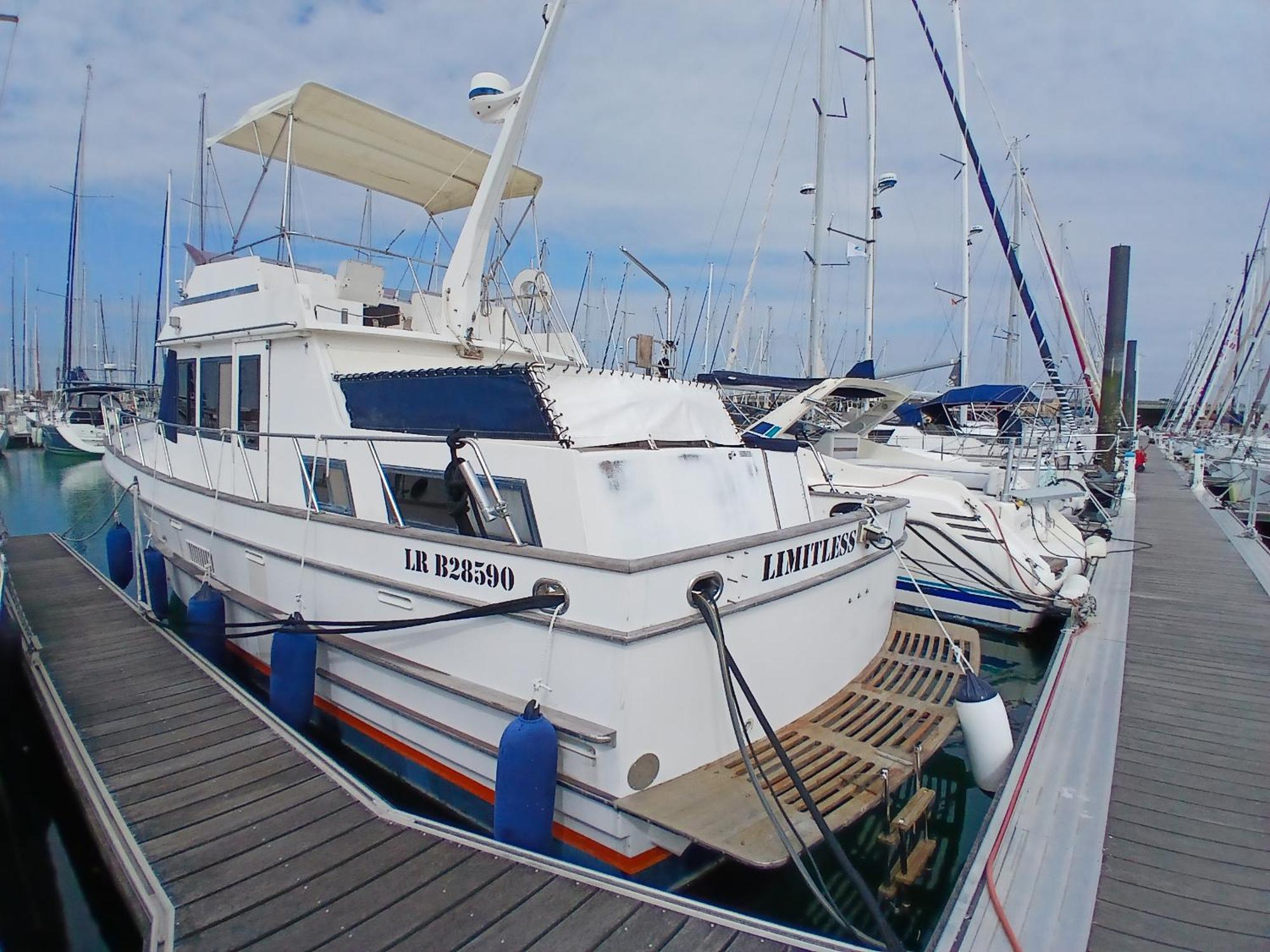 Отель Bateau Atypique Yacht La Rochelle Ла-Рошель Экстерьер фото